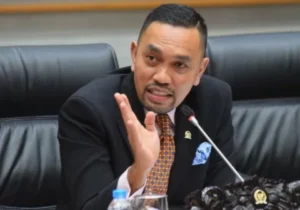 Ahmad Sahroni Wakil Ketua Komisi III DPR dicopot